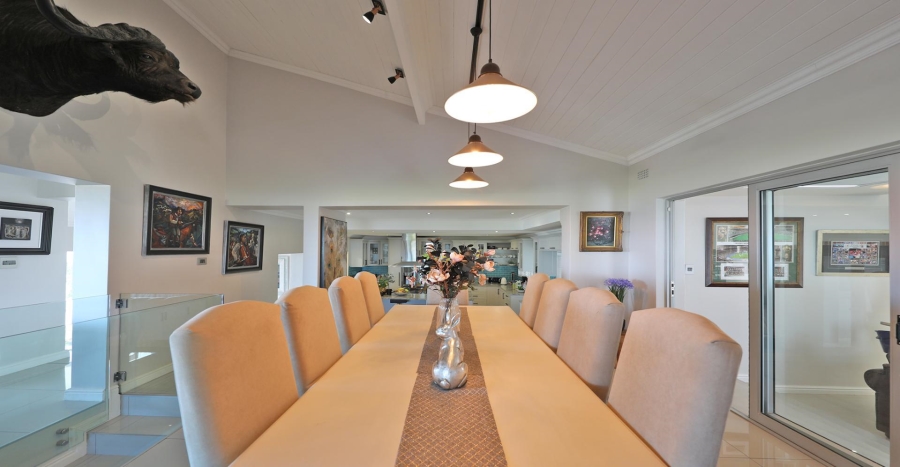 4 Bedroom Property for Sale in Loevenstein Western Cape